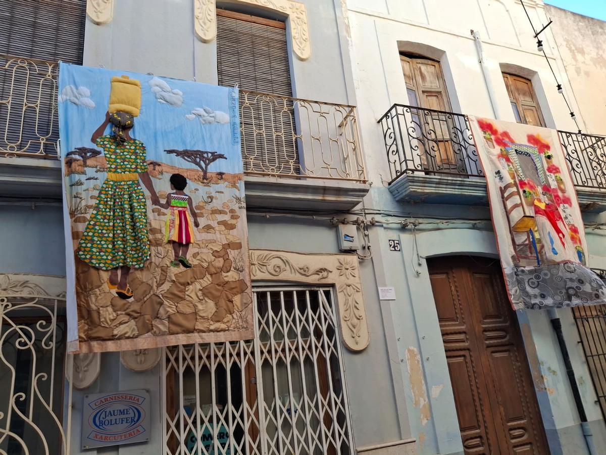 Las imágenes de "Art al Vent": un vendaval de arte en las calles de Gata de Gorgos Las imágenes de "Art al Vent": un vendaval de arte en las calles de Gata de Gorgos