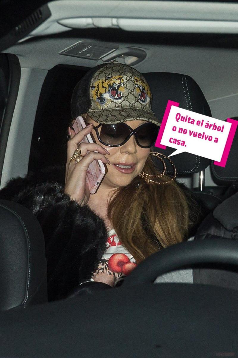 Mariah Carey al teléfono