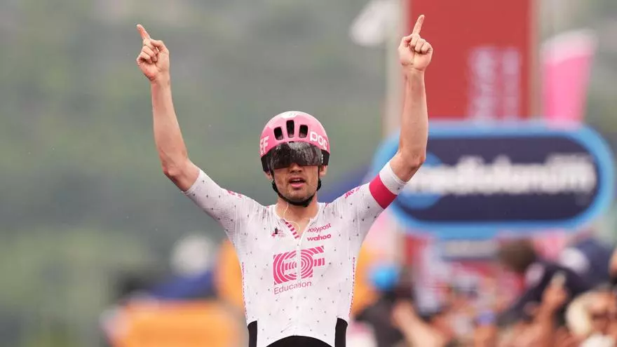 Golpe serio de Del Toro al Giro por culpa de una ca赤da