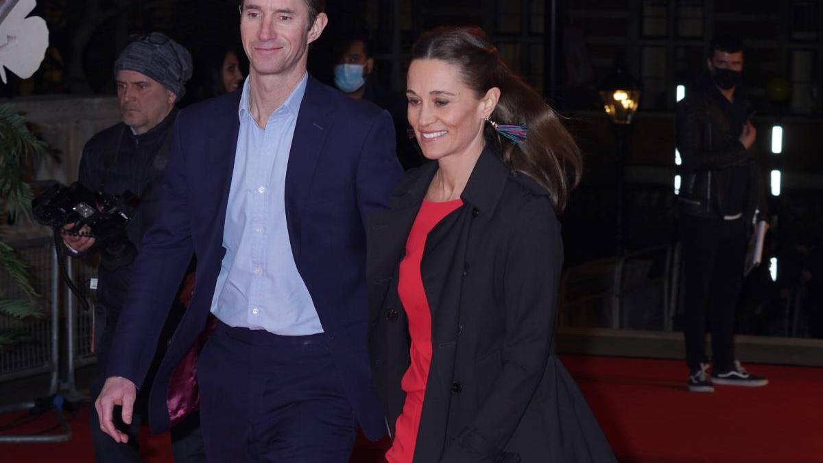 Pippa Middleton junto a su marido James Matthews en el estreno de 'Luzia' de El Circo del Sol