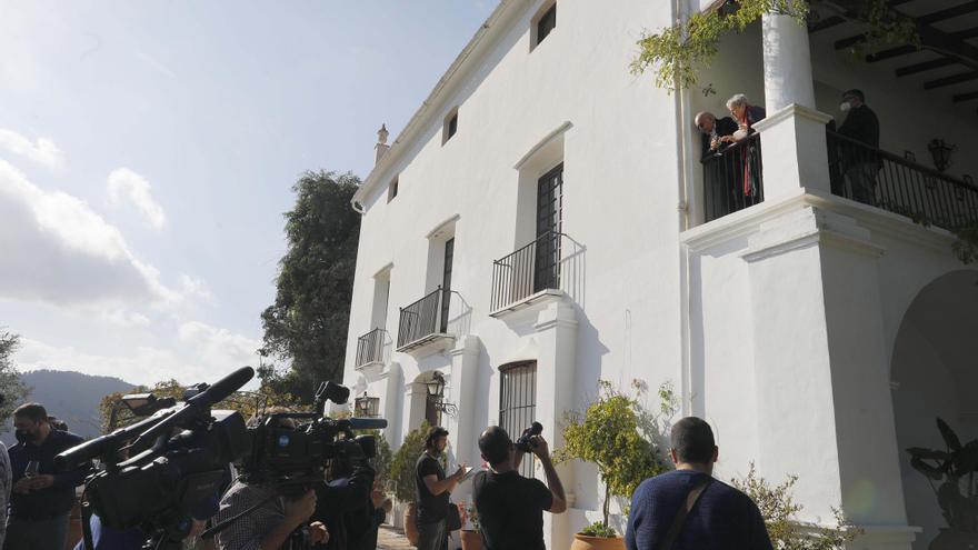 El cuidador de Brines denuncia a la sobrina del poeta por cortarle la luz en la casa de l’Elca