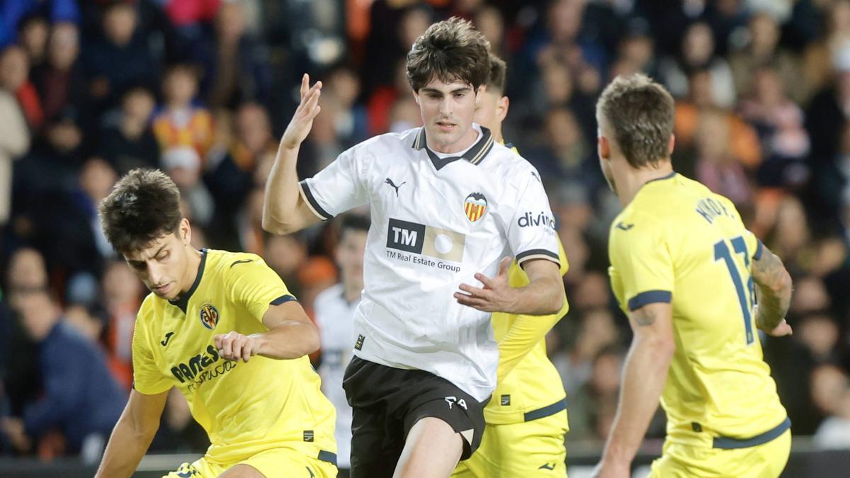 Un lance del Valencia-Villarreal de Mestalla