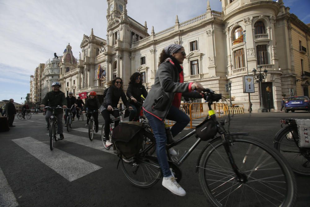 'Bicimanifestación' hasta Burjassot