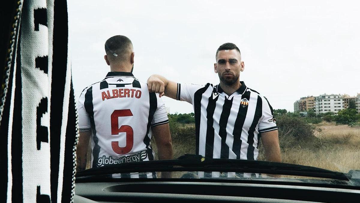 La camiseta.