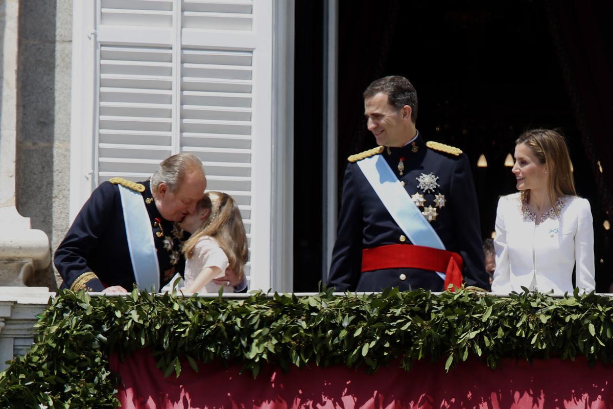 Madrid 19-06-2014 .Proclamacion del Rey Felipe VI. Los Reyes Felipe VI y Letizia junto a la Princesa, Leonor YEl Rey Juan Carlos. Imagen Juan Manuel Prats