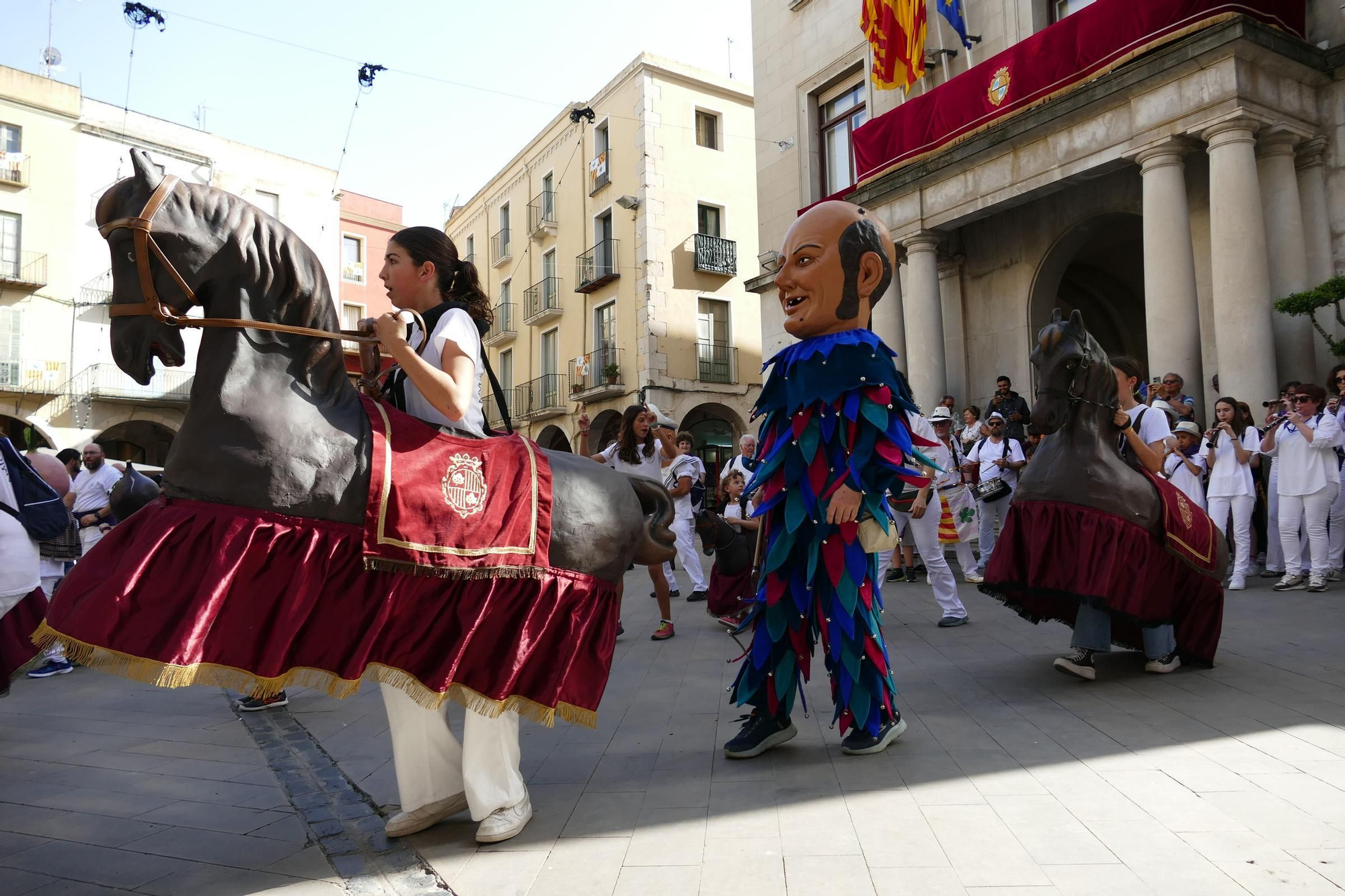 La trobada gegantera de la Diada de Santa Creu celebra els 30 anys dels Amics dels Gegants de Figueres