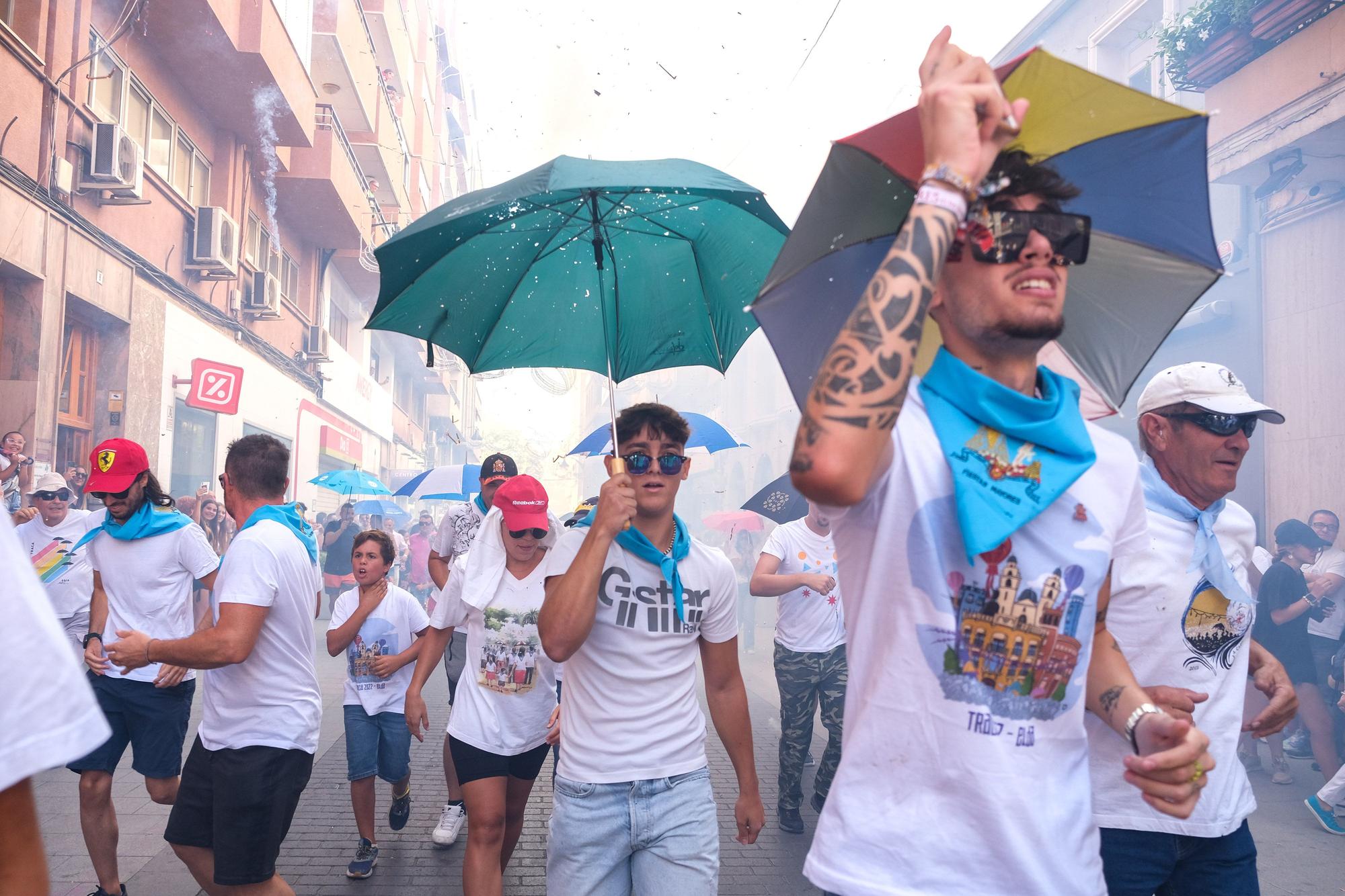 Así ha sido el "Correr la traca" y la suelta de globos de las Fiestas Mayores de Elda