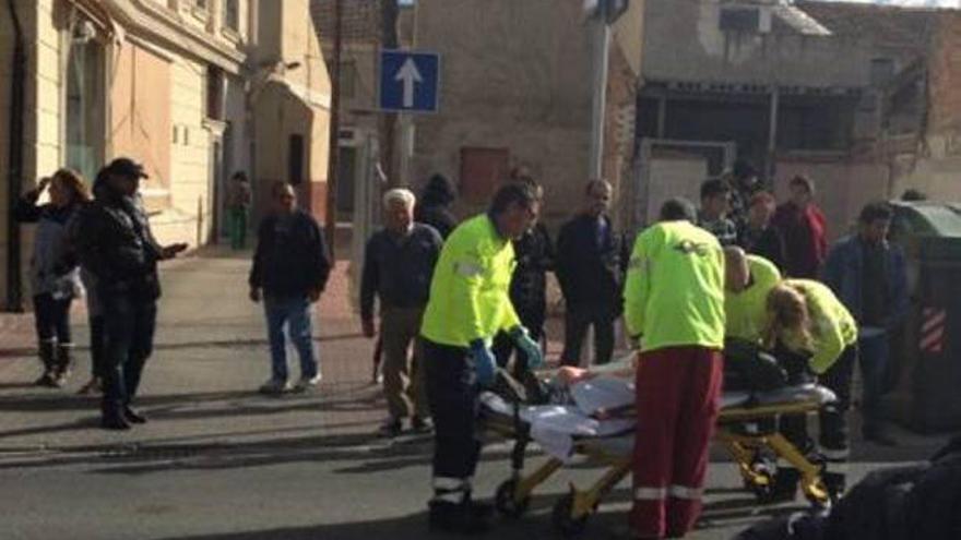 Herida una mujer tras colisionar su moto contra un turismo en El Raal