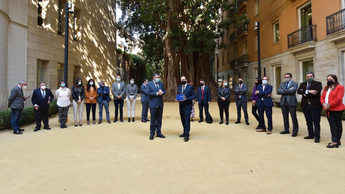 Entrega de los Presupuestos de la Generalitat 2021 en las Cortes.