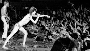 Sukita, el fotògraf que va mirar dins l’ànima de Bowie