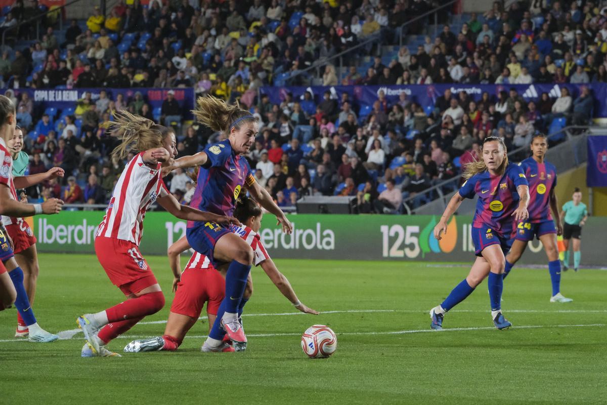 La Final de la Copa de la Reina entre el FC Barcelona y Atlético de Madrid, en el estadio de Gran Canaria