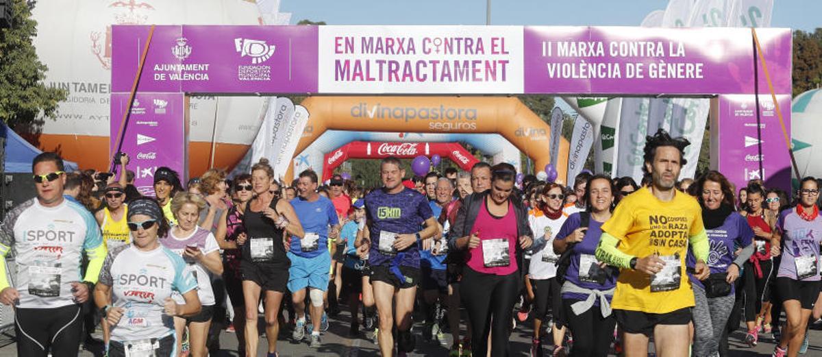 València se pone en marcha contra la violencia de género