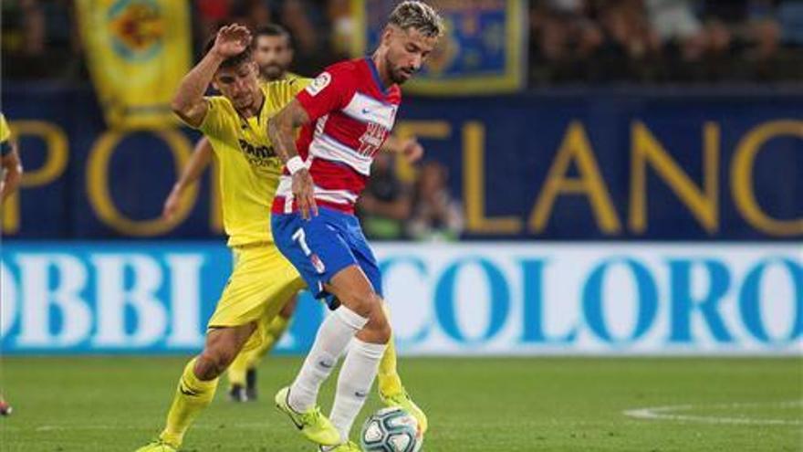 Villarreal y Granada empatan (4-4) bajo un chaparrón de goles