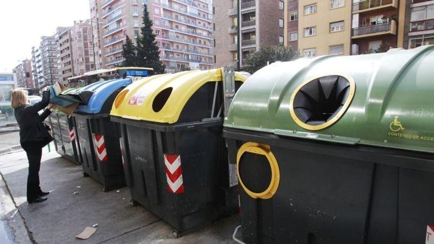 La recogida de basuras y el agua, servicios mejor valorados por zaragozanos