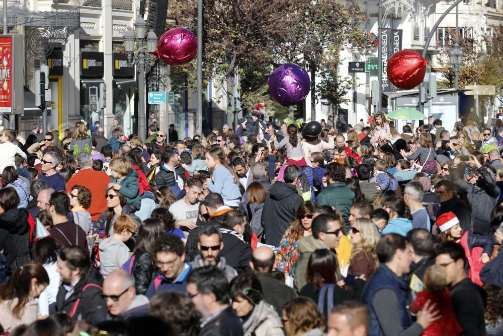 Así ha sido la Nochevieja infantil en la plaza del Ayuntamiento de València