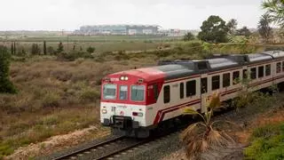 Ingenieros de Alicante creen que la conexión en tren con el aeropuerto que se redactará en tres años puede terminarse en dos