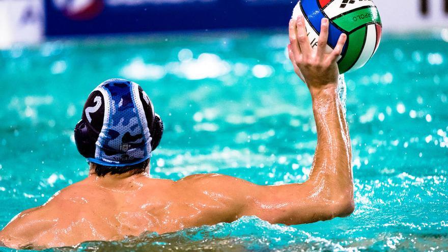 Delena Formación patrocina al Club de Waterpolo Málaga.