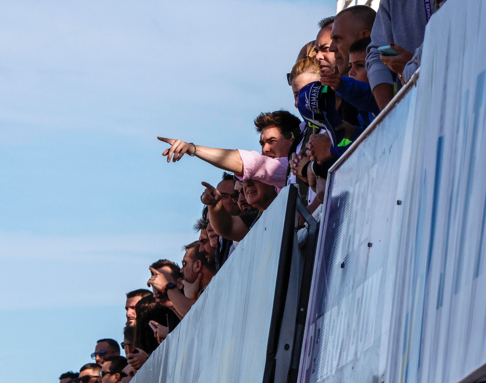 Ambiente entrenamientos Gran Premio Motul