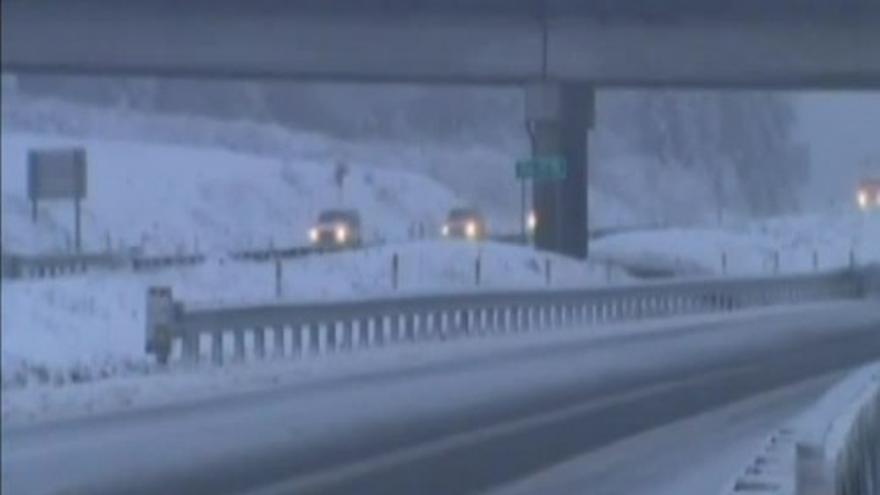 La nieve se resiste a dar una tregua a EEUU