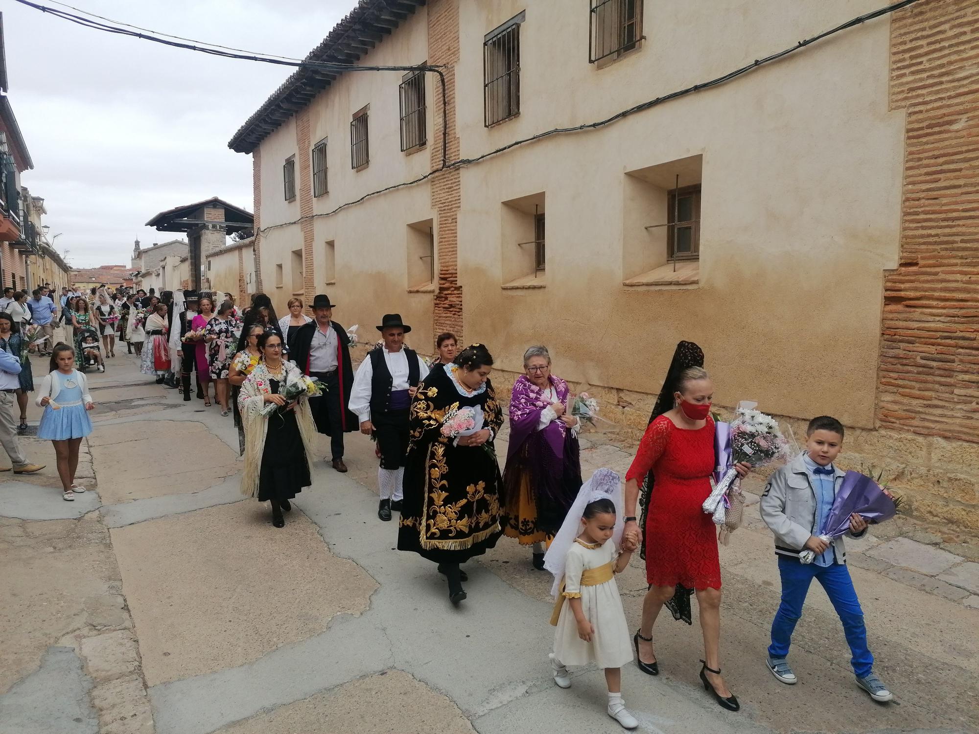 Toro honra a la Virgen del Canto