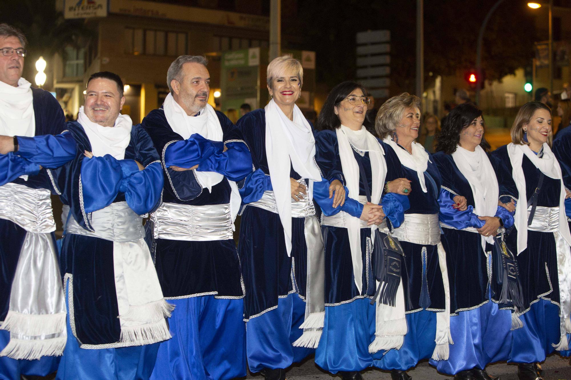 La Entrada Mora y Cristiana vuelve a desfilar por Alicante