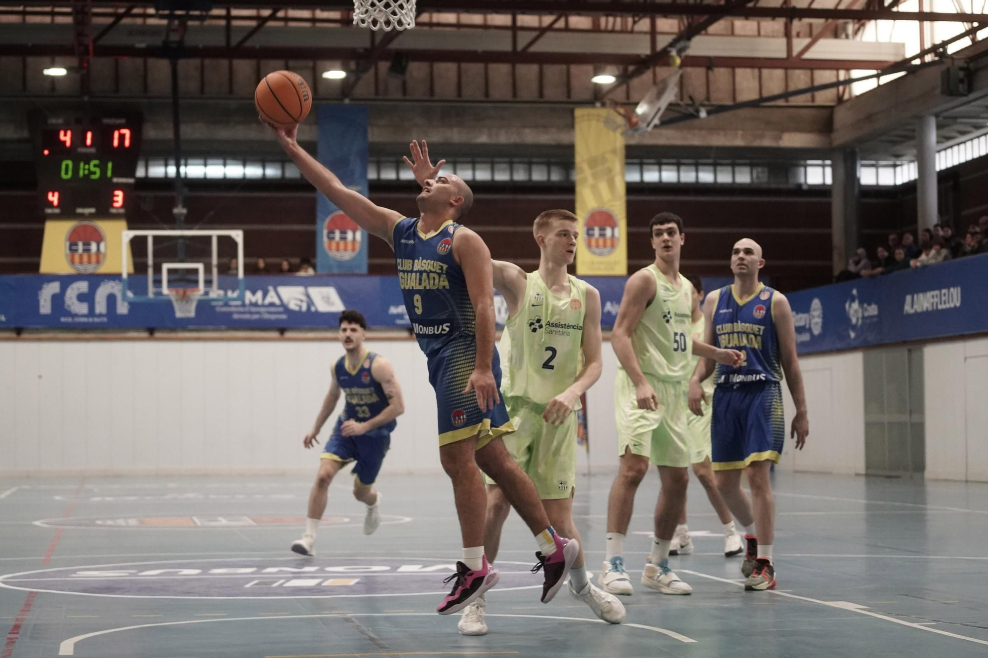 Imatges del Monbus Igualada - Barça B