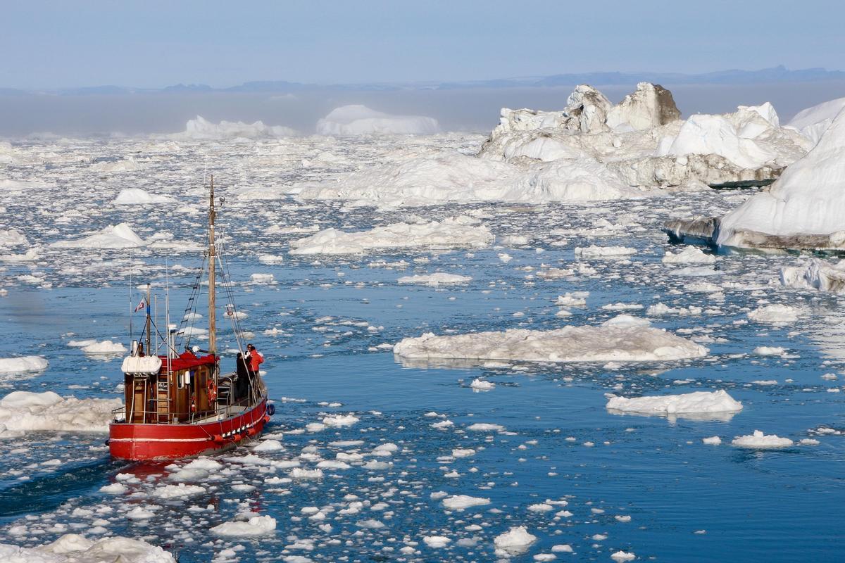 Un barco en el Ártico.