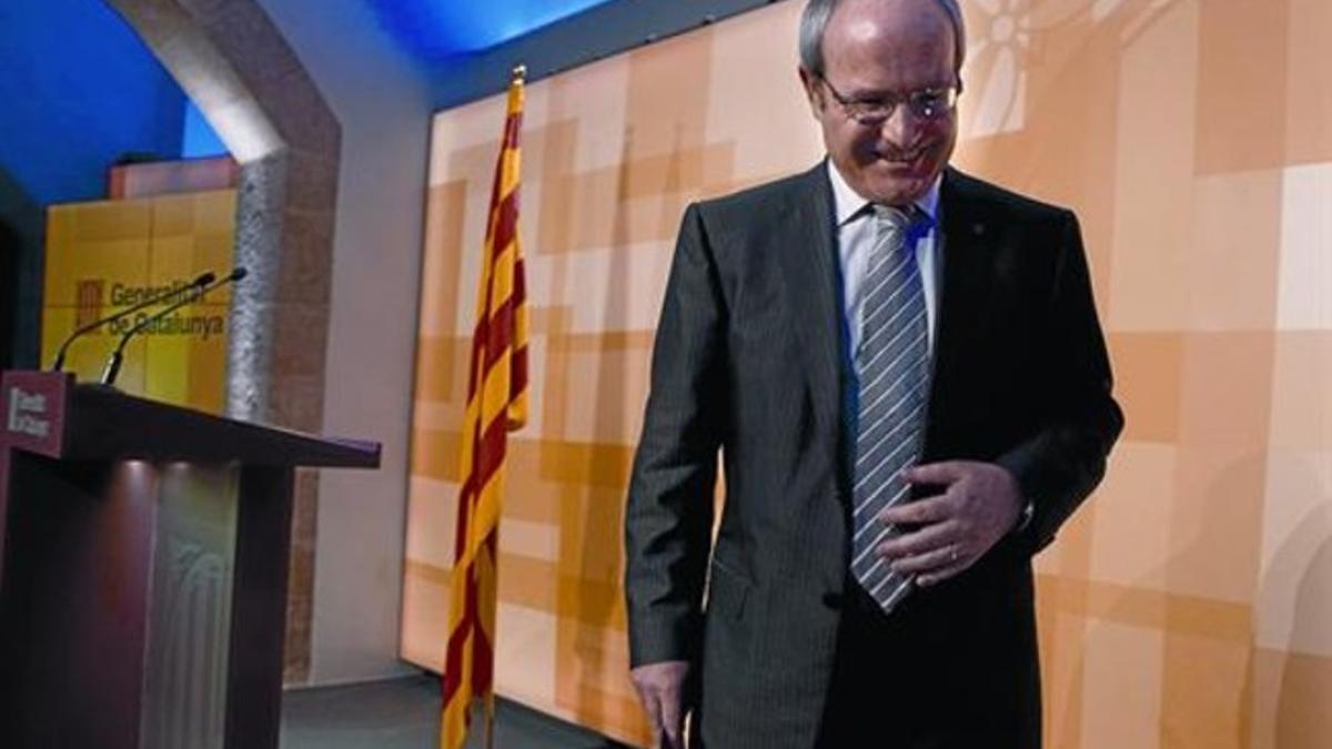 El 'president', José Montilla, tras finalizar su declaración institucional en la que anunció la fecha de las elecciones, ayer en el Palau de la Generalitat.