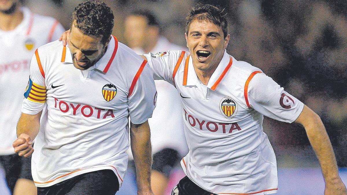 Baraja y Joaquín fueron compañeros en el Valencia durante las cinco temporadas que el gaditano vistió de blanquinegro