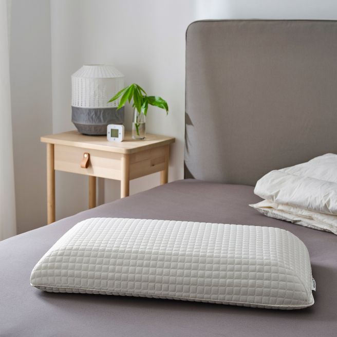 La nueva almohada de Ikea que favorece el descanso para los que duermen de lado