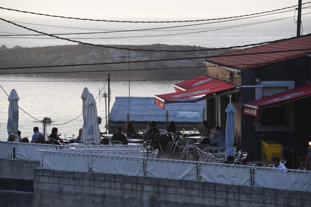 Cierra el bar O''Portiño, donde se pone el sol