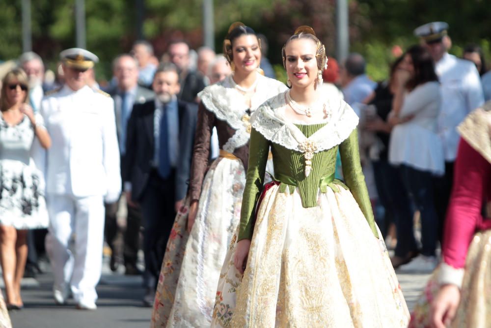 Homenaje a la Senyera de la agrupación de Fallas del Marítim