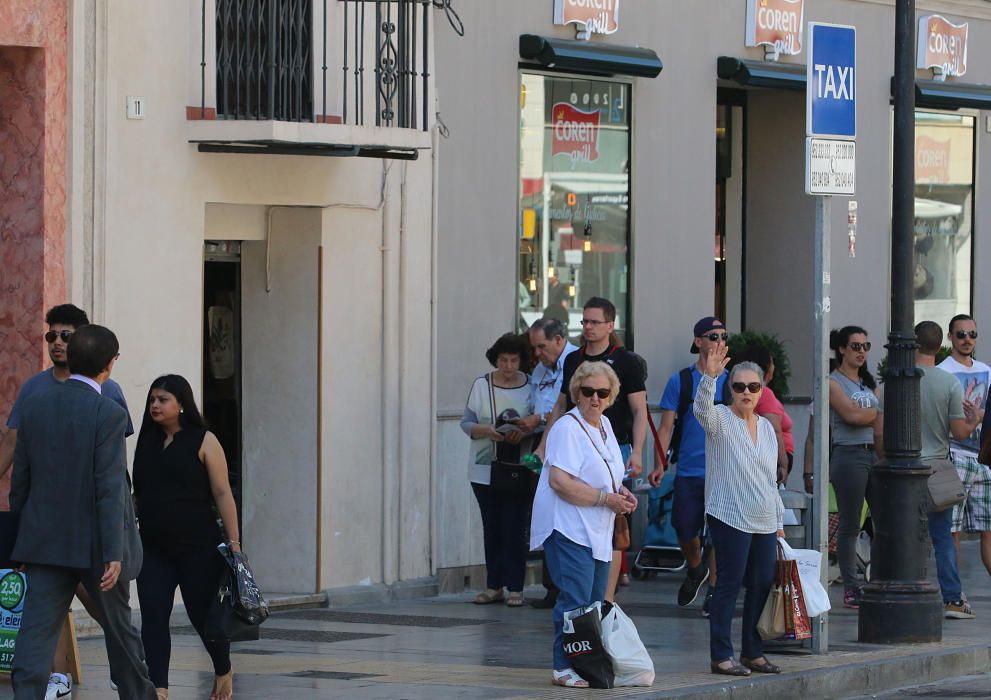 Huelga de los taxistas de Málaga contra las licencias VTC