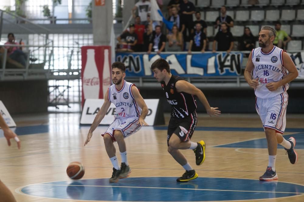 Imágenes del Lucentum-Navarra, primer partido de la LEB Plata