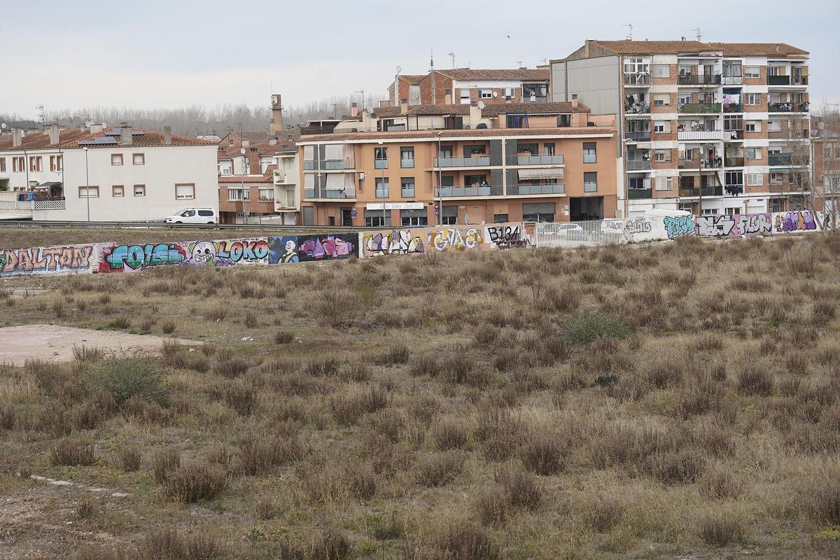Subhasten els solars de l’antiga Frigorífics del Ter on s’hi poden fer més de 200 pisos