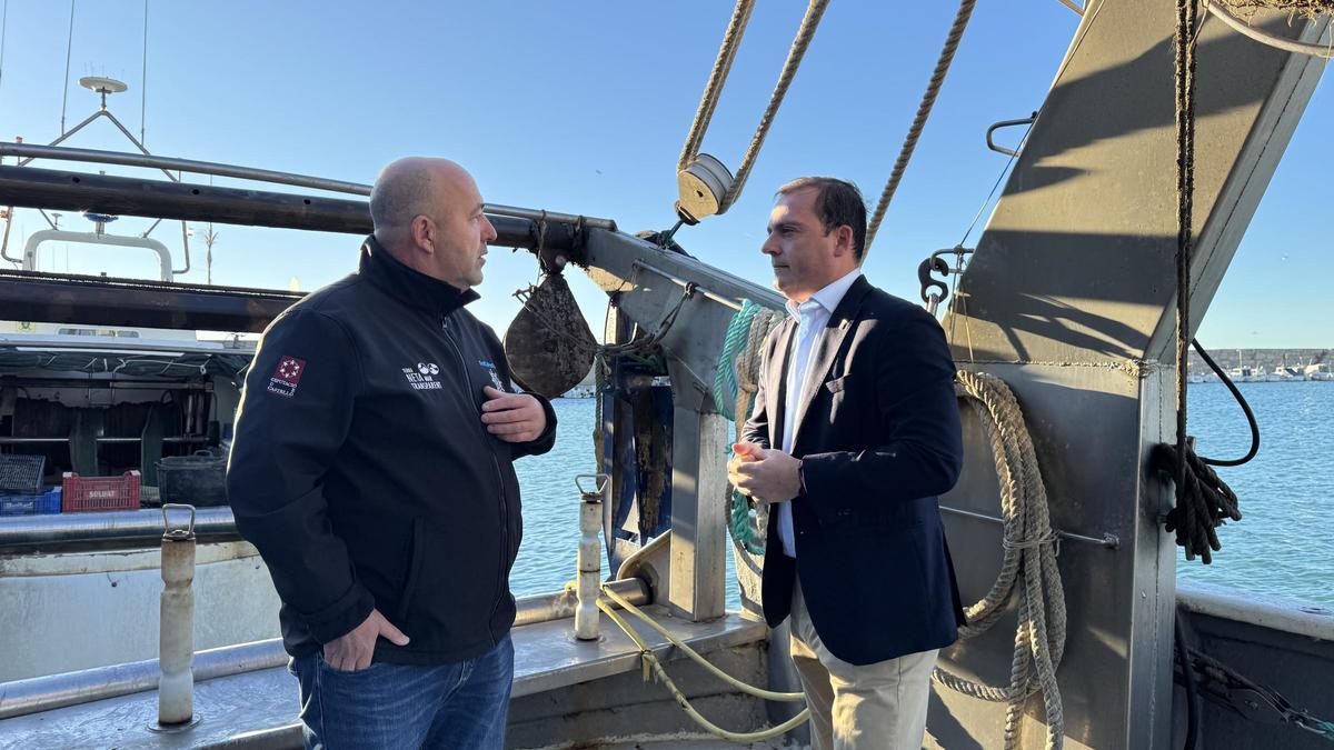 El vicepresidente Andrés Martínez traslada su apoyo al sector.