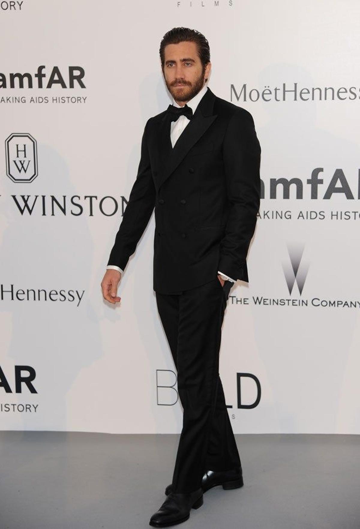 Jake Gyllenhaal en la gala amFAR de Cannes 2015
