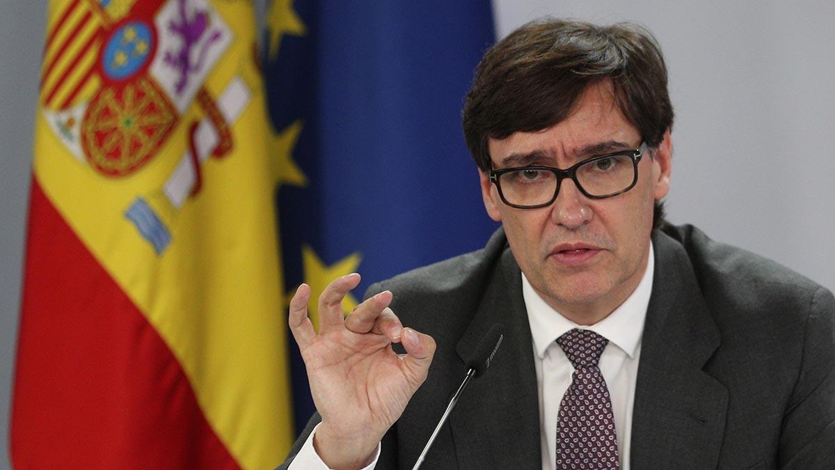 el ministro de sanidad salvador illa durante la rueda de prensa posterior al consejo de ministros de este 9 de octubre en la moncloa   rodrigo jimenez efe