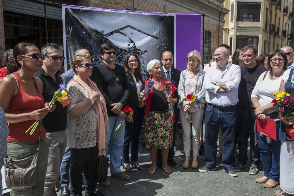 Homenaje a las víctimas del bombardeo del Mercado