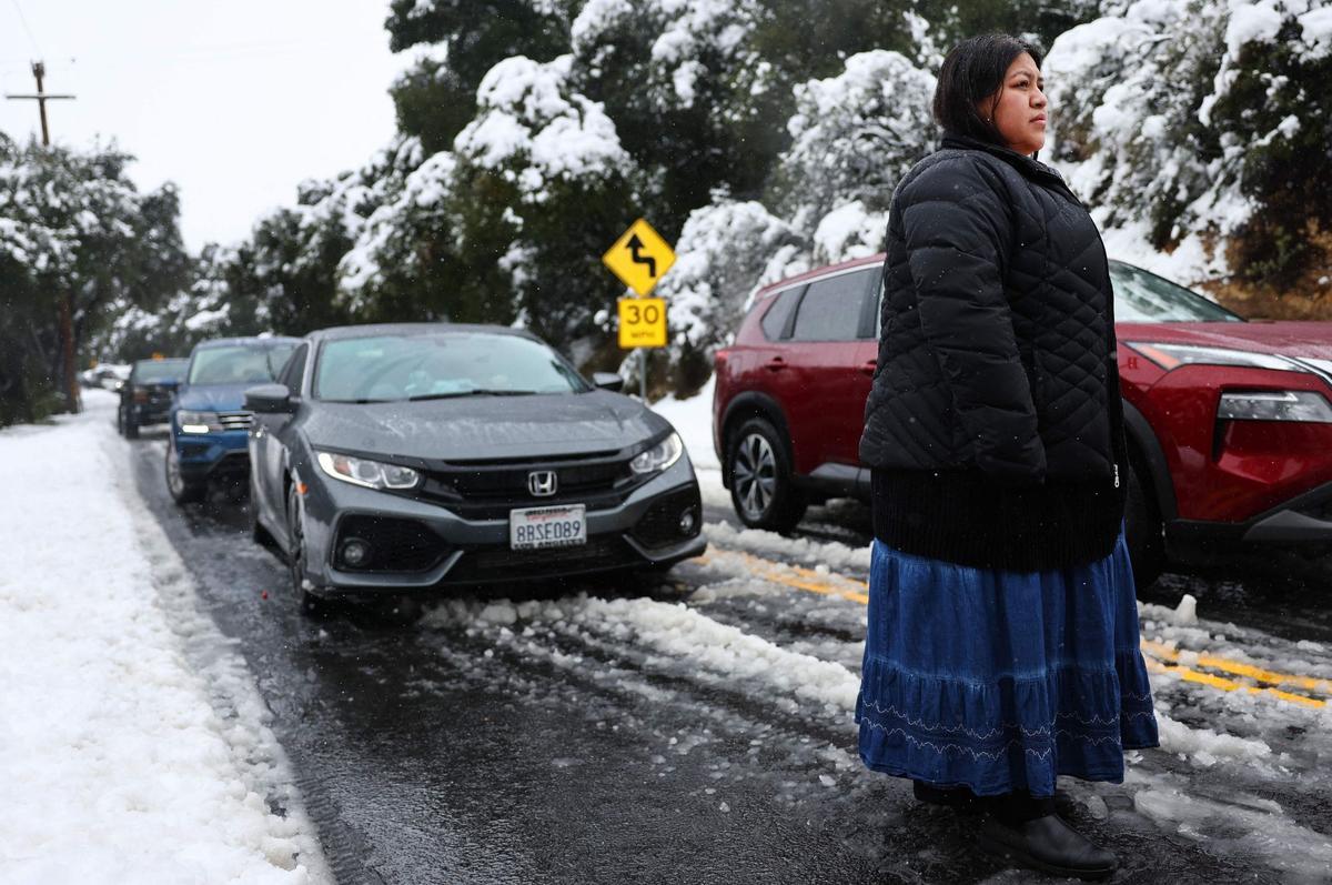 Fuertes nevadas en el sur de California