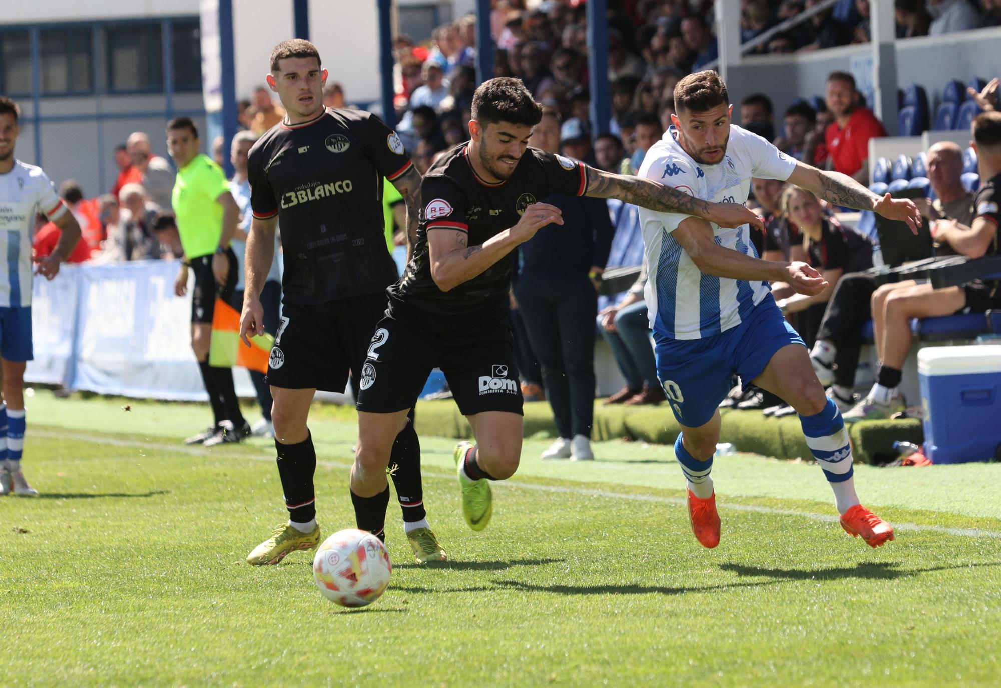 El Alcoyano se aleja del peligro (2-0)