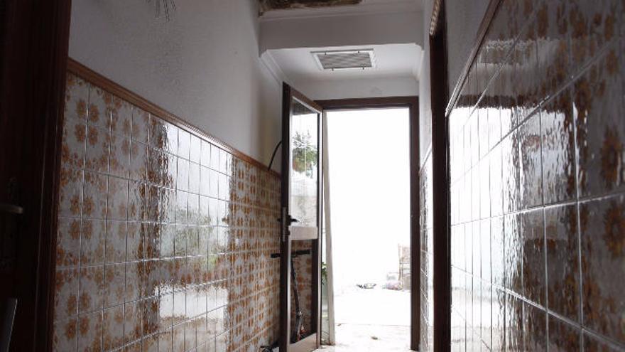 Una explosión causa grandes daños materiales en una casa en Agüimes