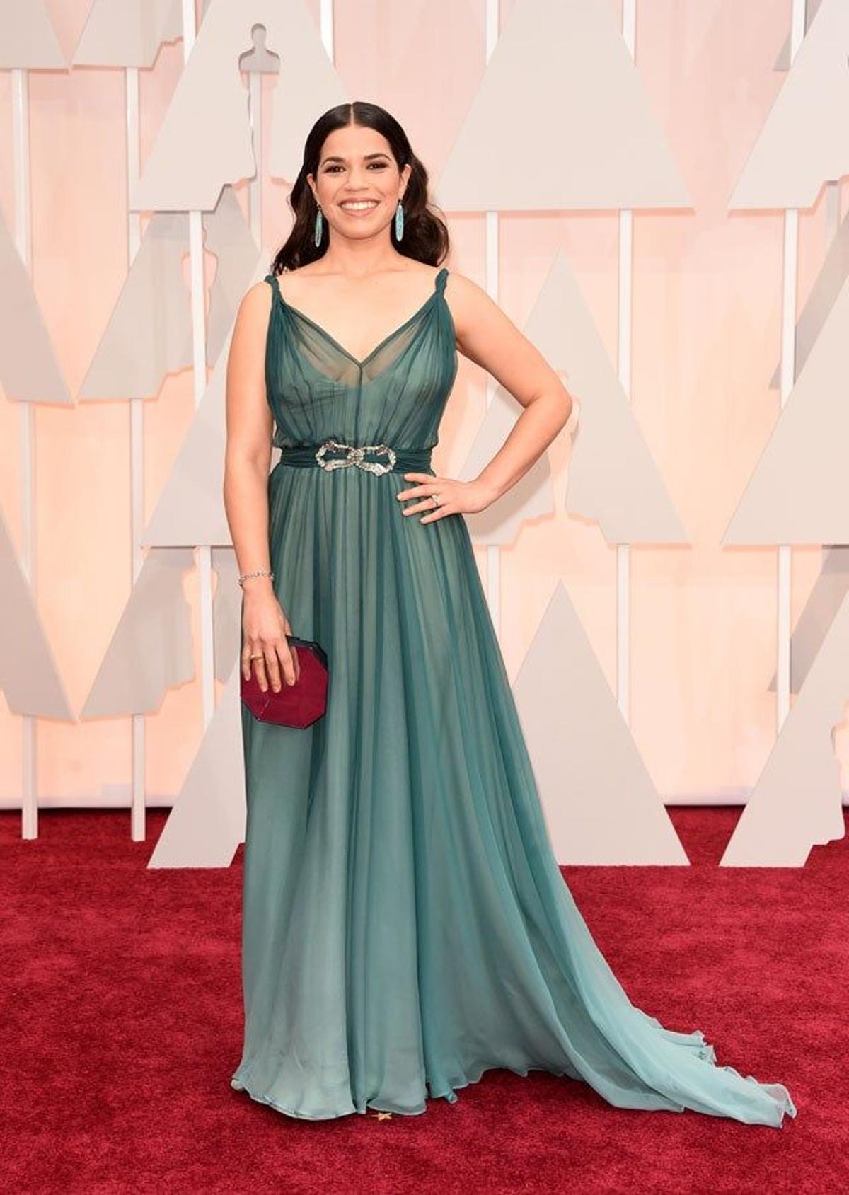 America Ferrara en la gala de los Oscar 2015