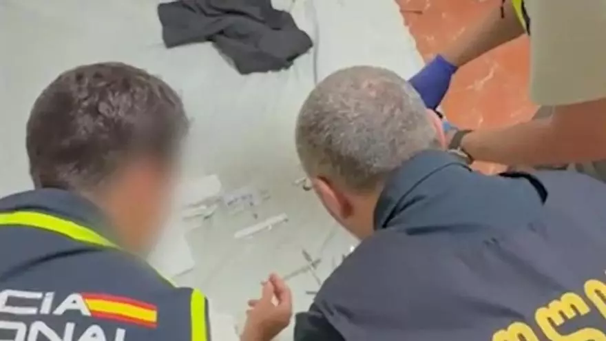 Desarticulado en Valencia un grupo de ladrones en viviendas por el método del hilo de pegamento