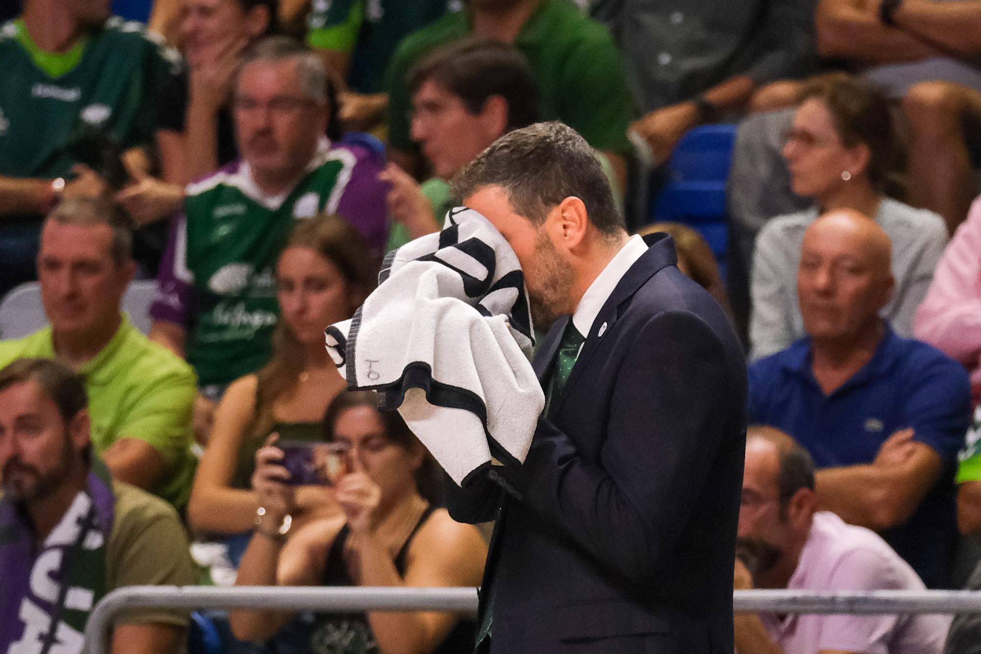 El Unicaja - Real Madrid de la Liga Endesa, en imágenes