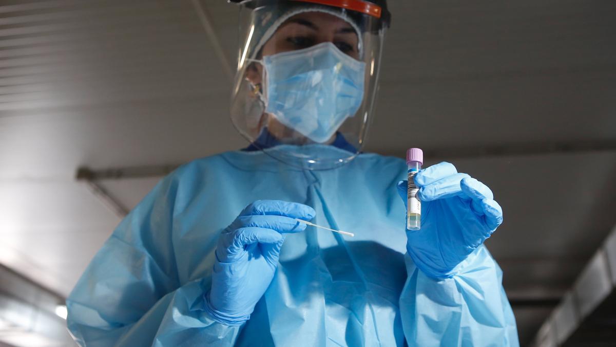 Pruebas PCR en el Centro de Salud Castilla del Pino.