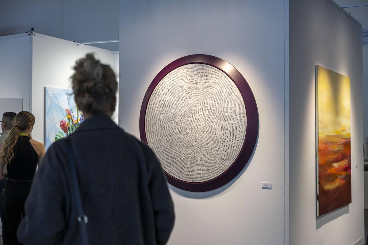 La feria Art Cologne Palma ha cerrado puertas en el palacio de congresos y ha registrado una gran afluencia de visitantes este domingo, en el que la entrada era gratuita para los residentes.