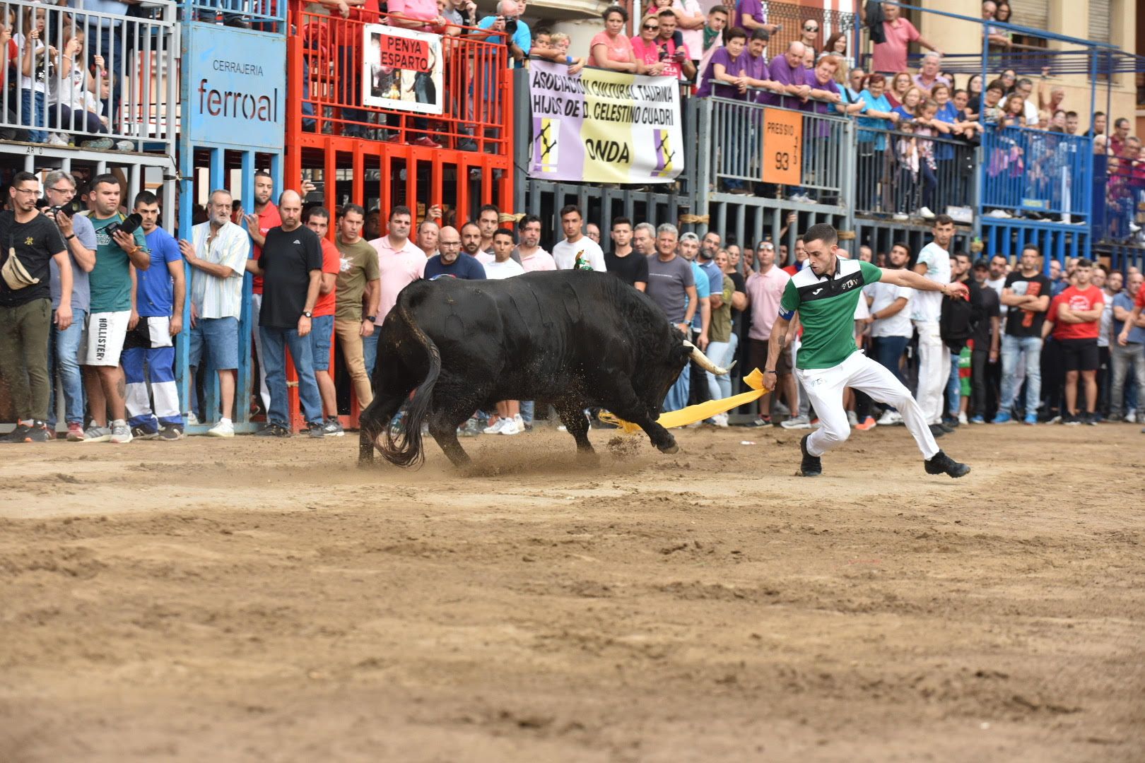 Las fotos del intenso miércoles taurino de la Fira d'Onda con seis toros