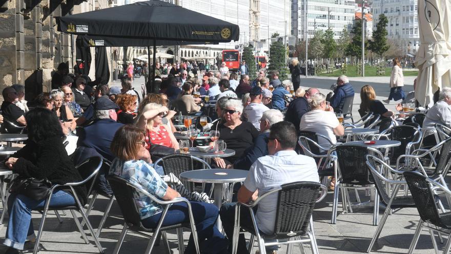 Esta es la iniciativa del Concello de A Coruña para reducir el desperdicio de alimentos: una hora con tapas baratas antes de cerrar los bares