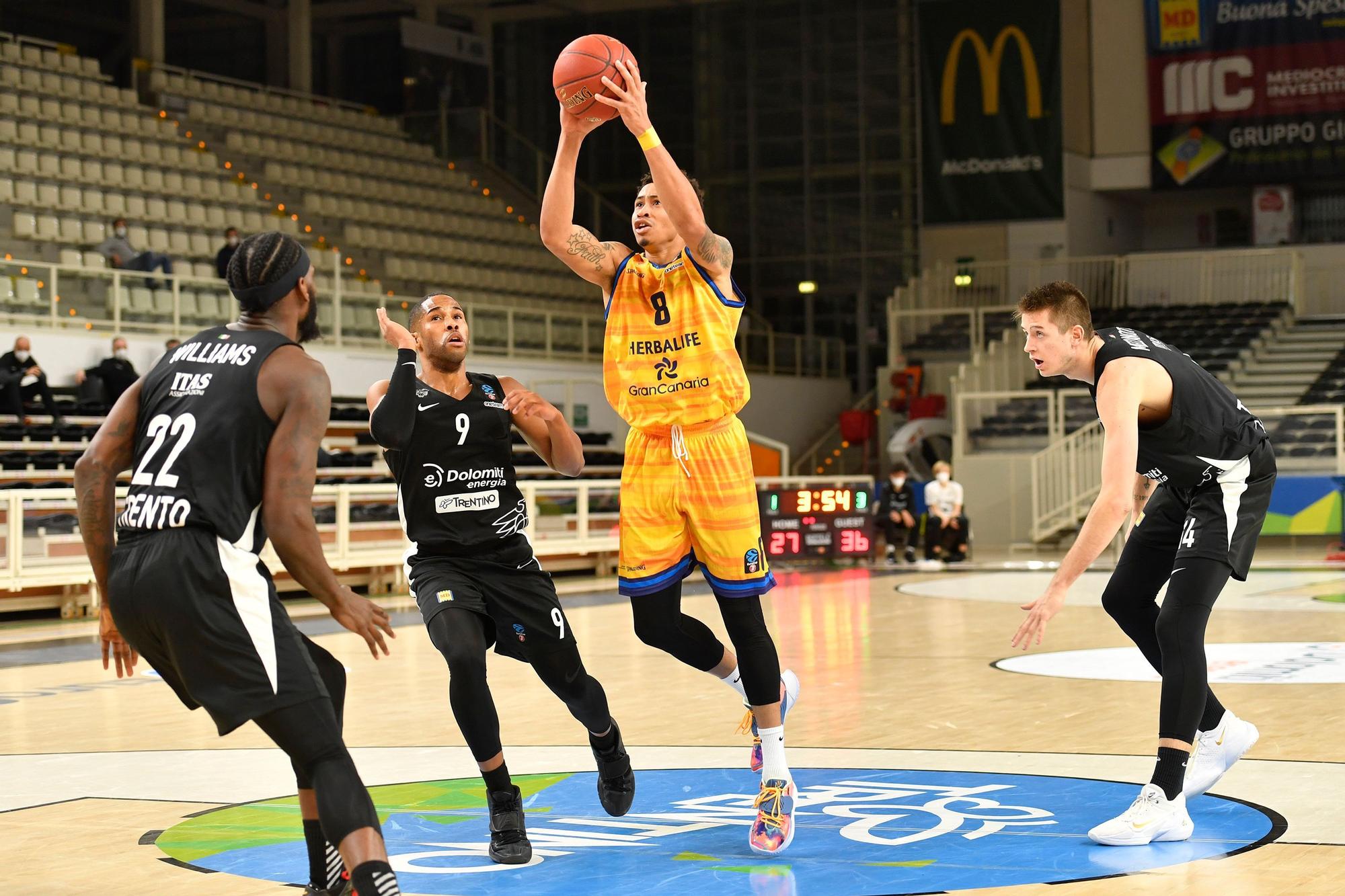 Partido de Eurocup entre el Trento y el Granca (56-67)